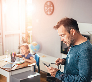 vader en kind digitaal